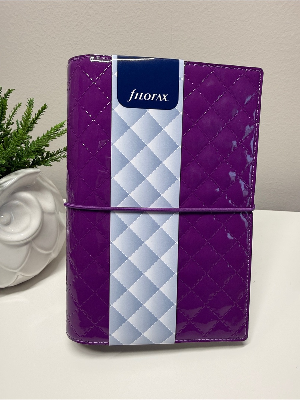 🎀 Filofax personal planner purple patent leather Luxe Domino